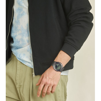 CASIO G-SHOCK men's watch with black resin bracelet