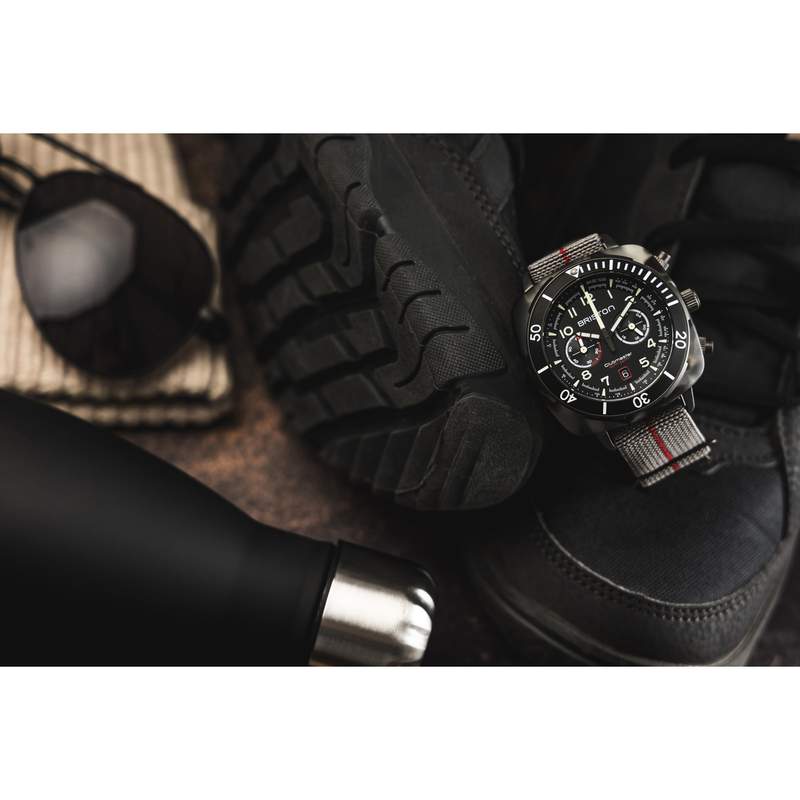 Montre BRISTON clubmaster outdoor homme bracelet tissu gris - vue D3