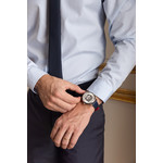 Montre PIERRE LANNIER Élysée homme automatique, bracelet cuir bleu - vue porté 1