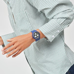SWATCH Chrono 42 Nothing basic about blue herenhorloge met blauwe siliconen band - gedragen 2