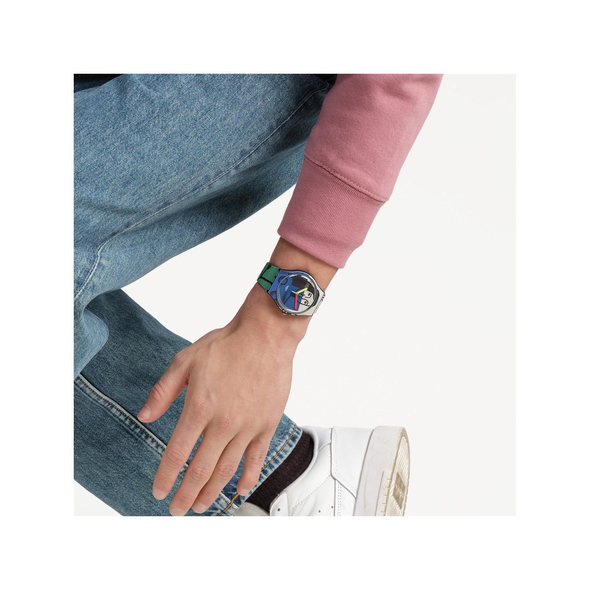 Montre SWATCH New gent bioceramic Leger's two women holding flowers homme bracelet silicone multicolore - vue porté 4