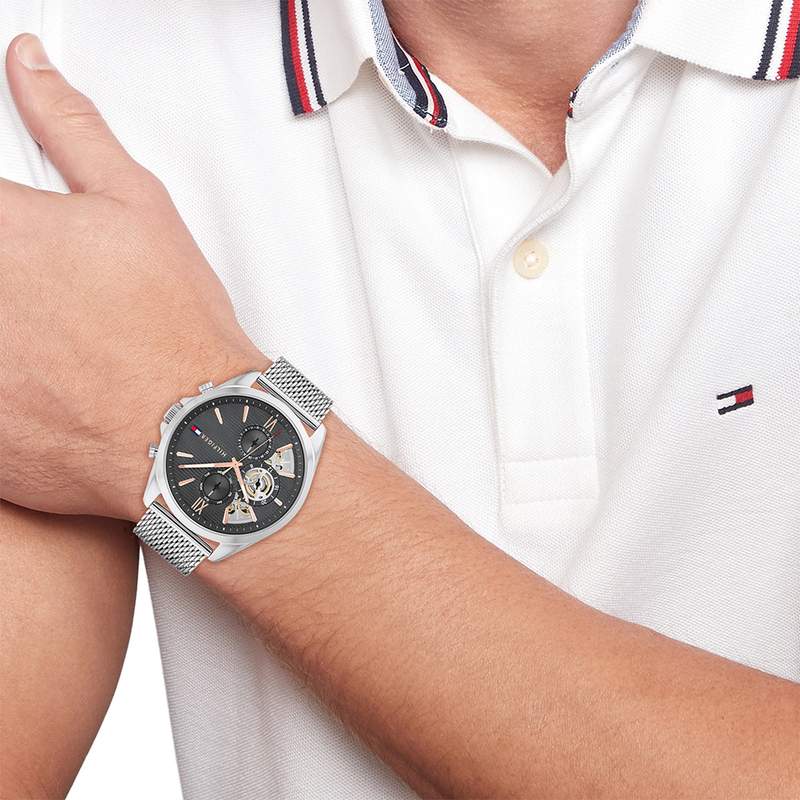 Montre TOMMY HILFIGER baker homme analogique, - vue porté 1
