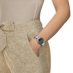 Montre TISSOT T-CLASSIC PR100 homme cadran vert bracelet acier inoxydable - vue porté 1