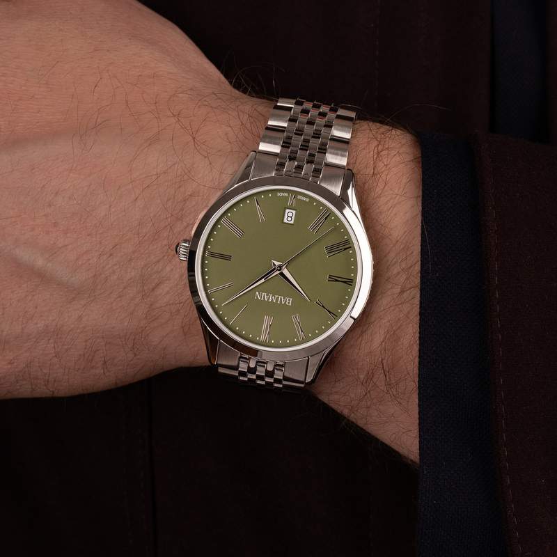 Montre BALMAIN classic R homme bracelet acier inoxydable gris - vue porté 1