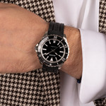 Montre BALMAIN ophrys homme bracelet caoutchouc noir - vue porté 1