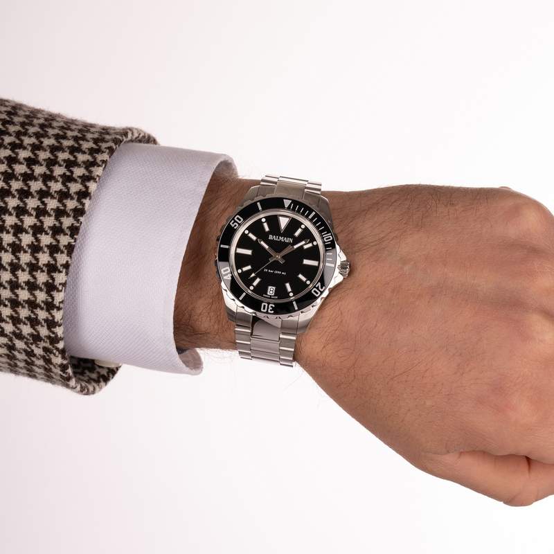 Montre BALMAIN ophrys homme bracelet acier inoxydable gris - vue porté 2