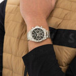 Montre BOSS sport active homme bracelet acier inoxydable - vue porté 1