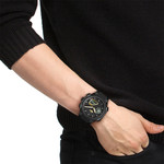 Montre LACOSTE lc33 homme bracelet silicone noir - vue porté 1