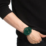 Montre LACOSTE lc33 homme bracelet silicone vert - vue porté 1