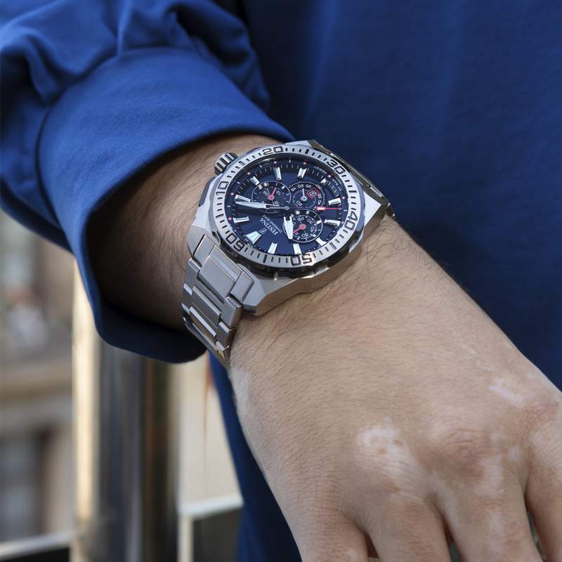 Montre FESTINA homme bracelet acier inoxydable - vue porté 2