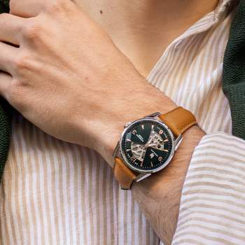 Montre LIP LIP himalaya 40 sablier LIP homme automatique bracelet cuir marron clair