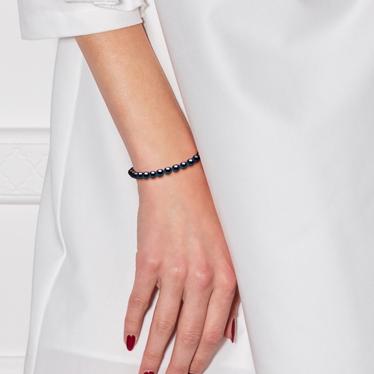 Bracelet Perles d'Eau Douce Grains de Riz 4-5 mm Noires Or Blanc 18 Carats - vue 4