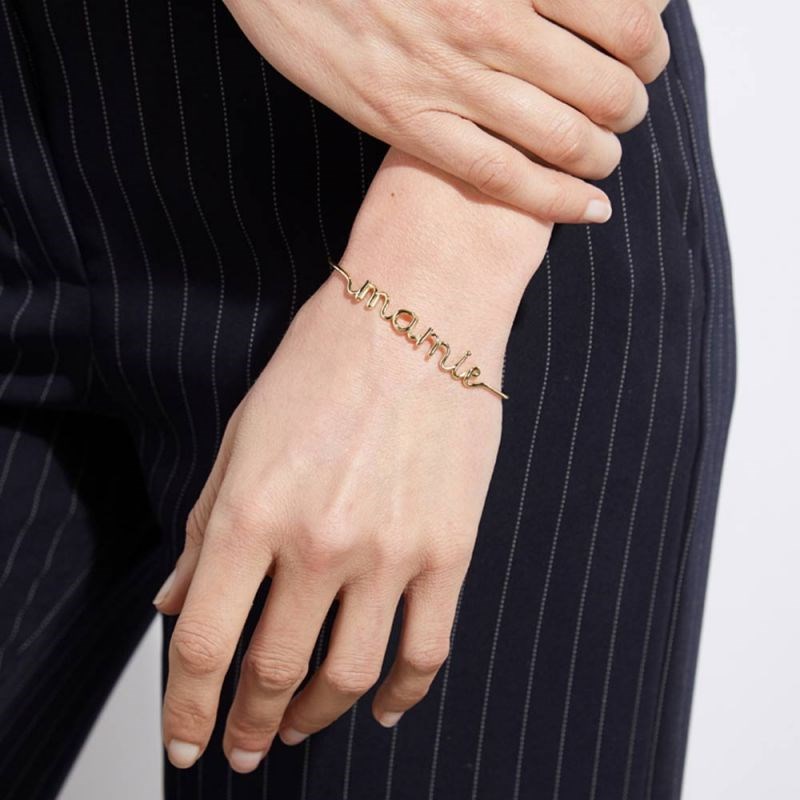 'MAMIE' bracelet jonc en fil lettering doré à message - vue 2