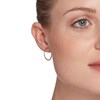 Boucles d'oreilles or jaune 'Créoles Distinction' - vue V2