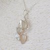 Pendentif feuillage de nacre blanche sertie argent 925 - vue V4