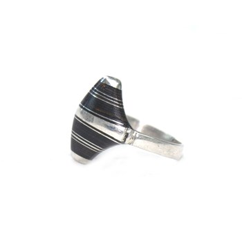 Bague ethnique ébène