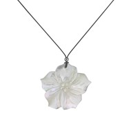 Collier Grosse Fleur de Nacre Ivoire