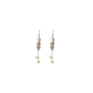 Boucles d'oreilles argent et perles de cultures blanches Duo de Perles Pendantes et leurs feuilles