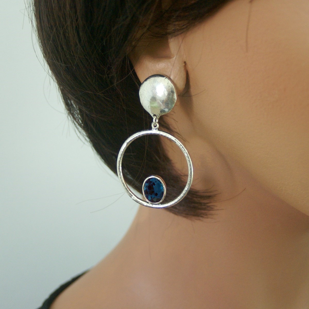 Boucles d'oreilles type clip pendante strass collection MADONNE - vue V2