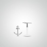 Piercing helix et tragus ancre marine en or blanc