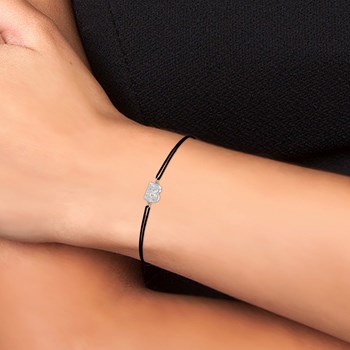 SC Crystal zwarte elastische letter B armband met fonkelende kristallen