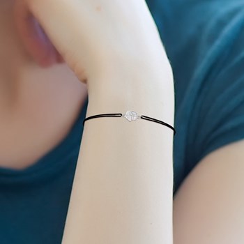 SC Crystal zwarte elastische letter G armband met fonkelende kristallen