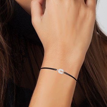 SC Crystal zwarte elastische letter U armband met fonkelende kristallen