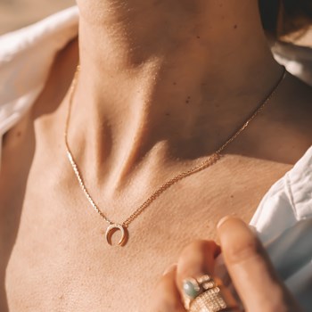 Collier Fin Plaqué Or Mode Croissant de Lune Zirconium