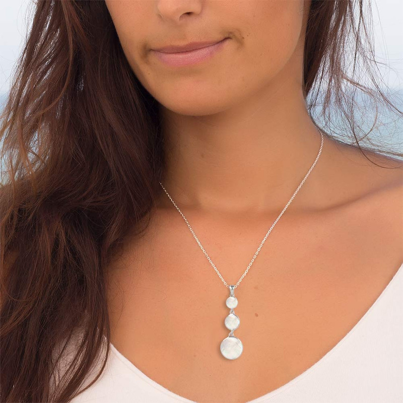 Pendentif 3 disques de nacre blanche sertis argent rhodié - vue 2