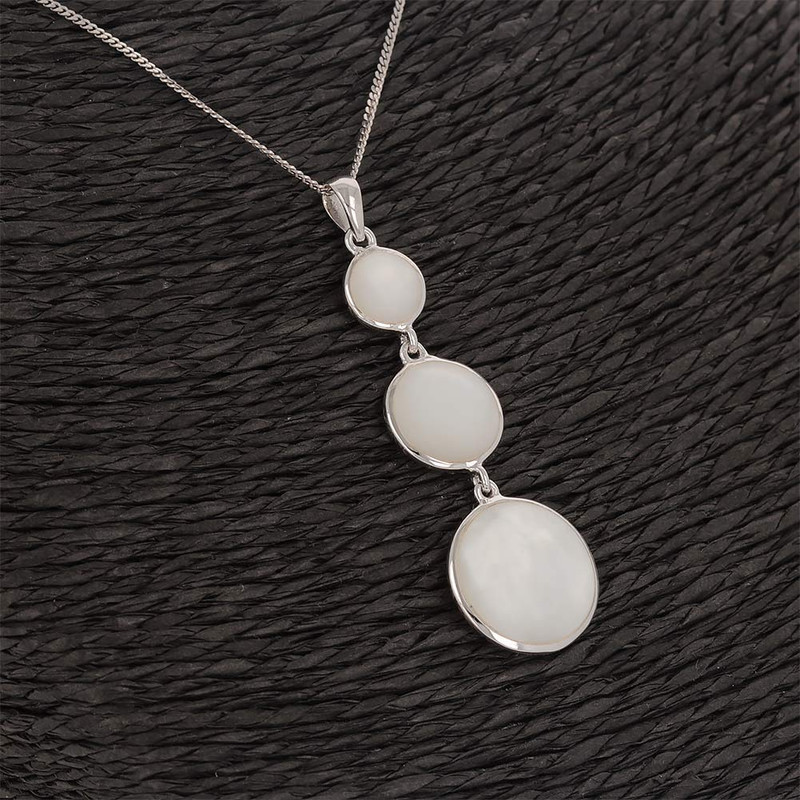 Pendentif 3 disques de nacre blanche sertis argent rhodié - vue 3