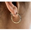 Boucles d'oreilles créoles ciselées Plaqué OR 750 3 microns - vue V4