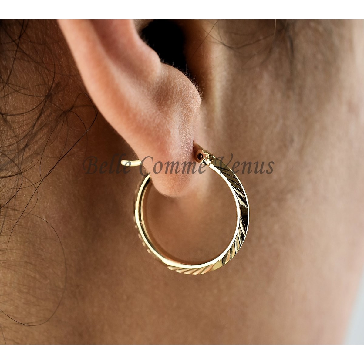 Boucles d'oreilles créoles ciselées Plaqué OR 750 3 microns - vue 4