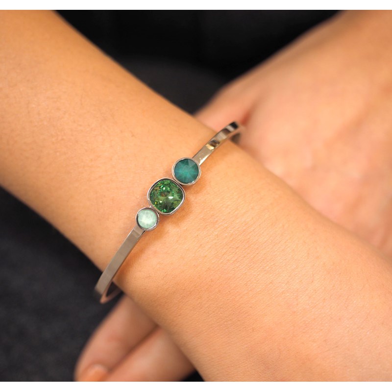 Bracelet rigide en acier argenté orné de cristaux Swarovski avec pierres Crystal vert - vue 2