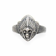 Bague tête de mort indienne argent.