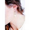 Boucles d'oreilles pendantes en Acier 316L et céramique - blanc brillant - vue V2