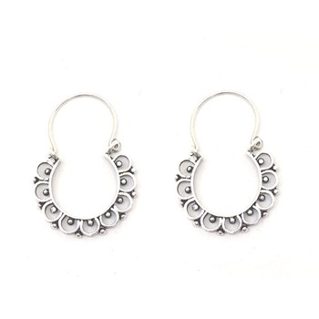 Bloemblad hoepel oorbellen