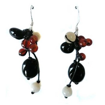 Oorbellen van zijdedraad