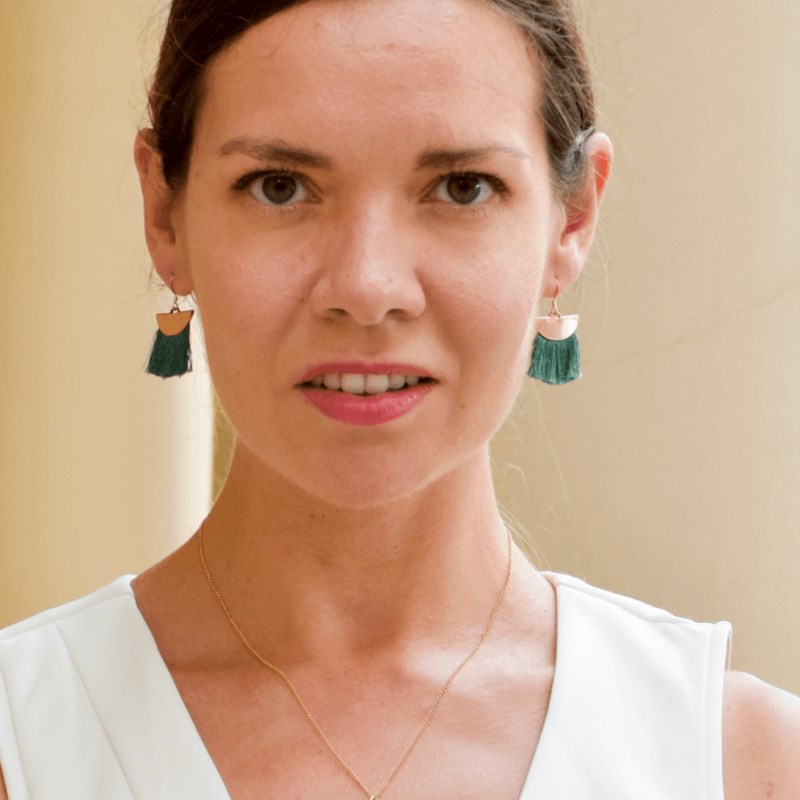 Boucles d'oreilles pendantes en plaqué or ANA - vue V2