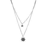 Double collier noir etoiles sertie