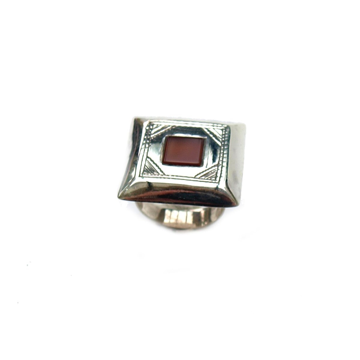 Bijoux Touareg Ethniques Bague argent carrée et agate rouge - vue 3