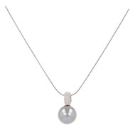 Collier ARG.925 rhodié perle d'imitation diamètre 16mm bélière sertie d'oxyde blanc , chaine maille serpentine avec rallonge