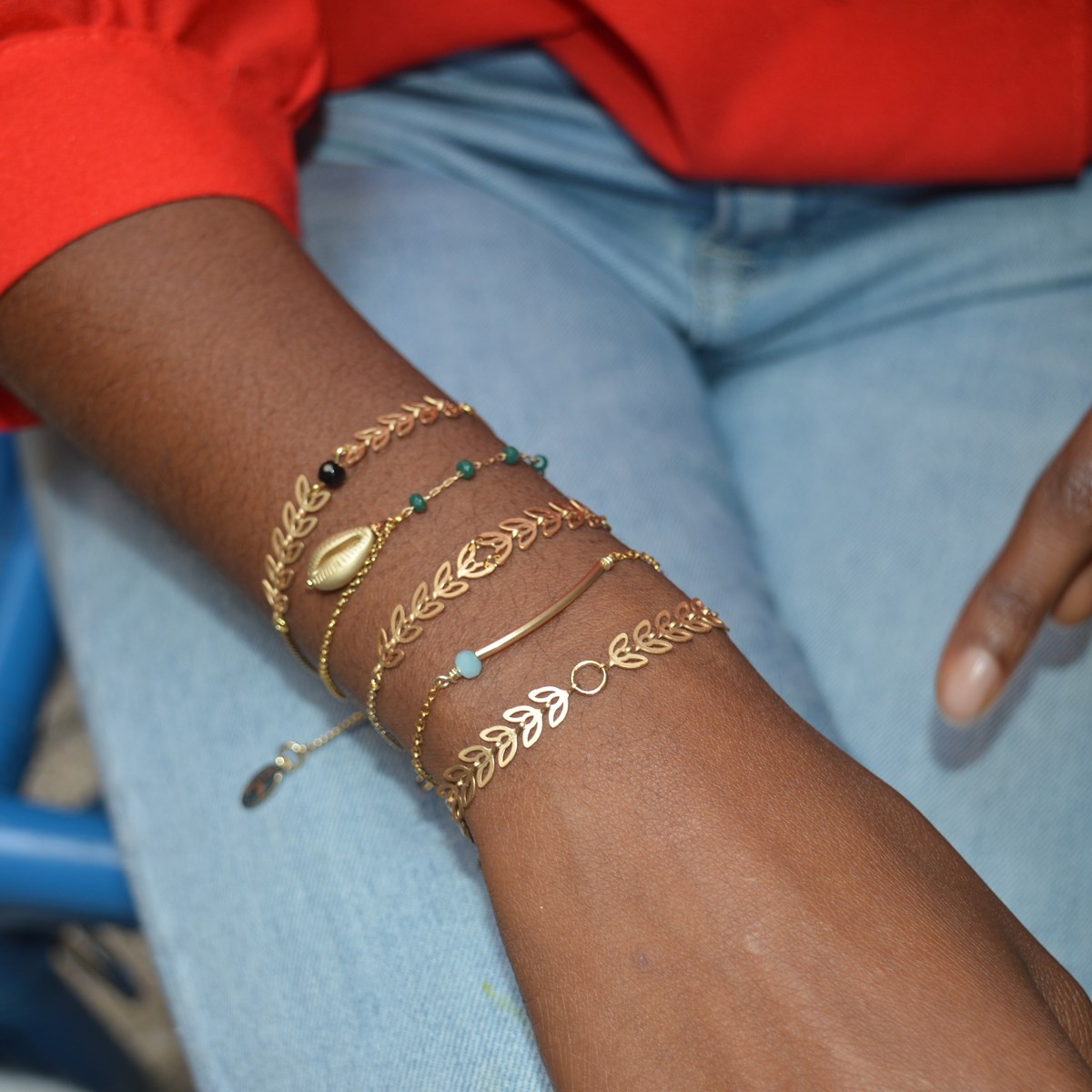 Bracelet feuilles de laurier perle d'onyx - Doré à l 'or fin - vue 2