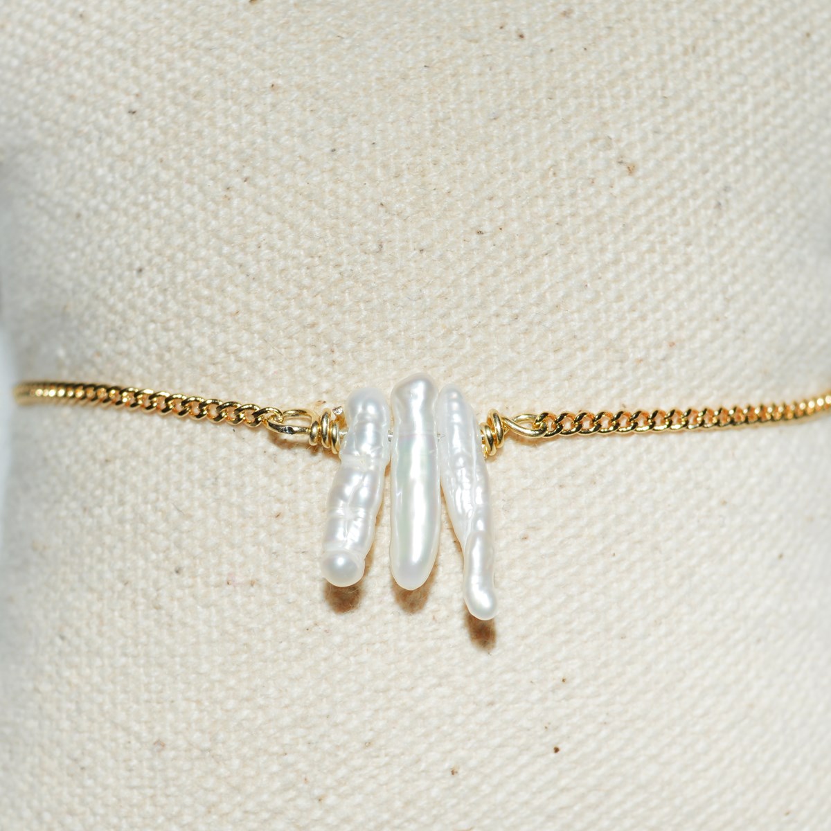 Bracelet  perles d'eau douce Keshi-Doré à l'or fin - vue 2