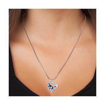 Hart ketting met fonkelende kristallen