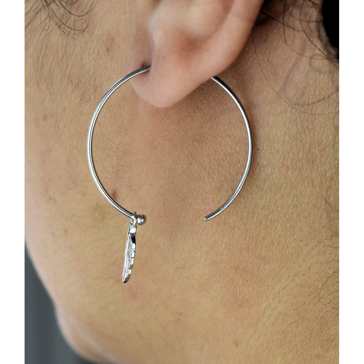 Boucles d'oreilles créoles plume pendante Argent 925 Rhodié - vue 3