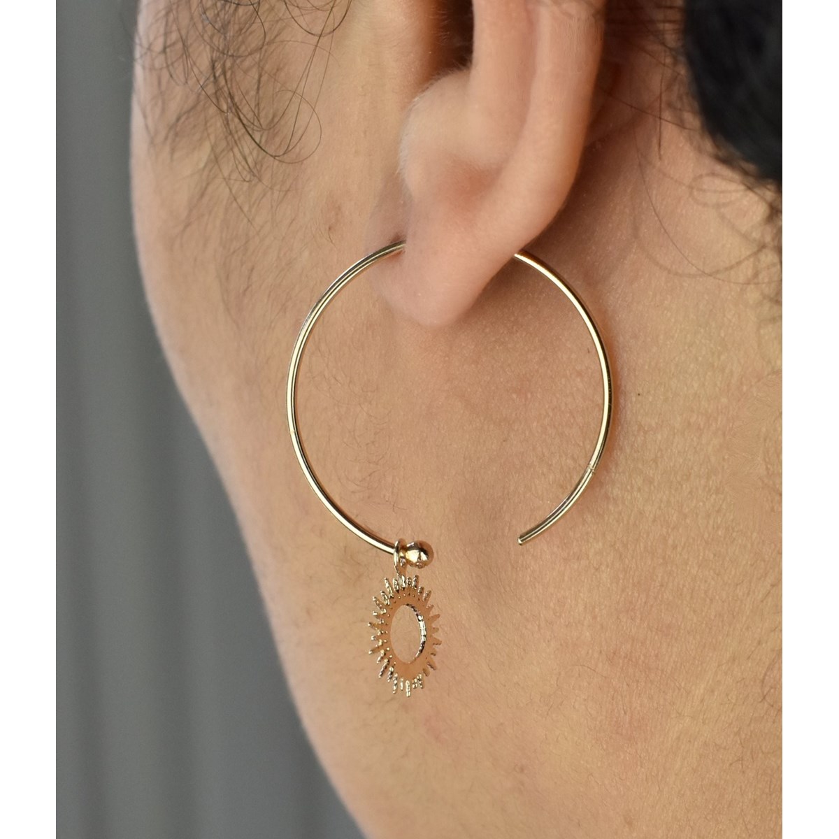 Boucles d'oreilles créole soleil pendant Plaqué or 750 3 microns - vue 3