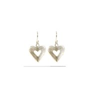 Boucles d'oreilles forme coeur plié en argent brossé