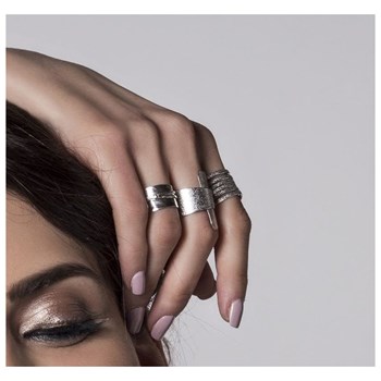 Bague ajustable en plaqué or fait main avec 6 rangées de fil martelé - Bijou de créateur