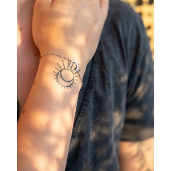 Fijn zilveren armband maan hanger edelsteen zirkonium