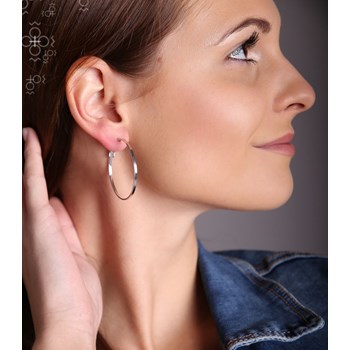 Boucles d'oreilles créoles en plaqué Or Blanc et rhodié